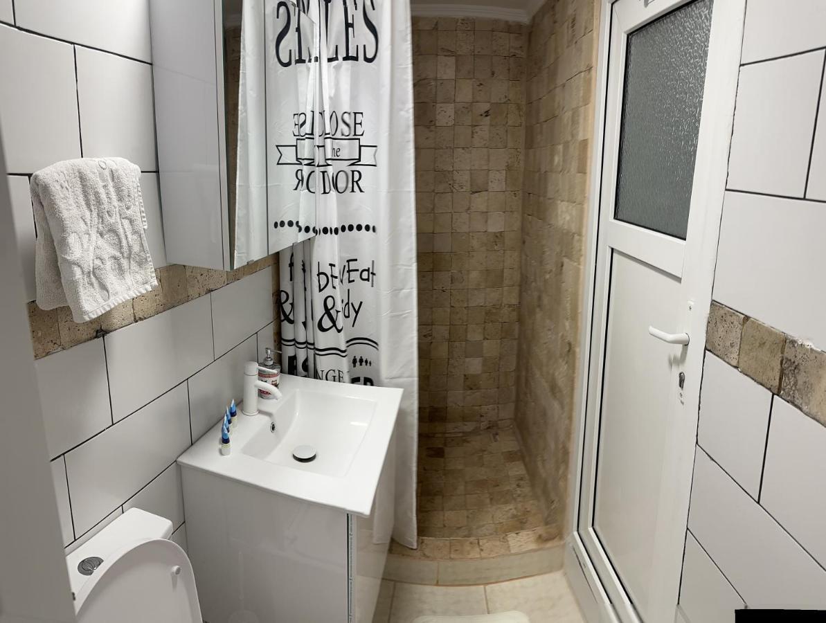 Apartamnet Regim Hotelier Букурещ Екстериор снимка